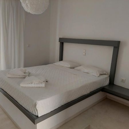 Golden Star Praxitelous Apartment Agia Marina  ภายนอก รูปภาพ