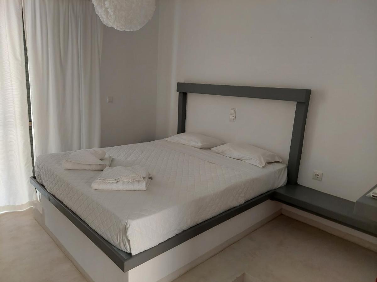 Golden Star Praxitelous Apartment Agia Marina  ภายนอก รูปภาพ